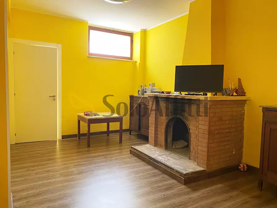 Immagine 4 di Trilocale in affitto  a Stalettì