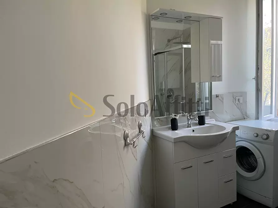 Immagine 16 di Bilocale in affitto  in Corso Principe Eugenio a Torino