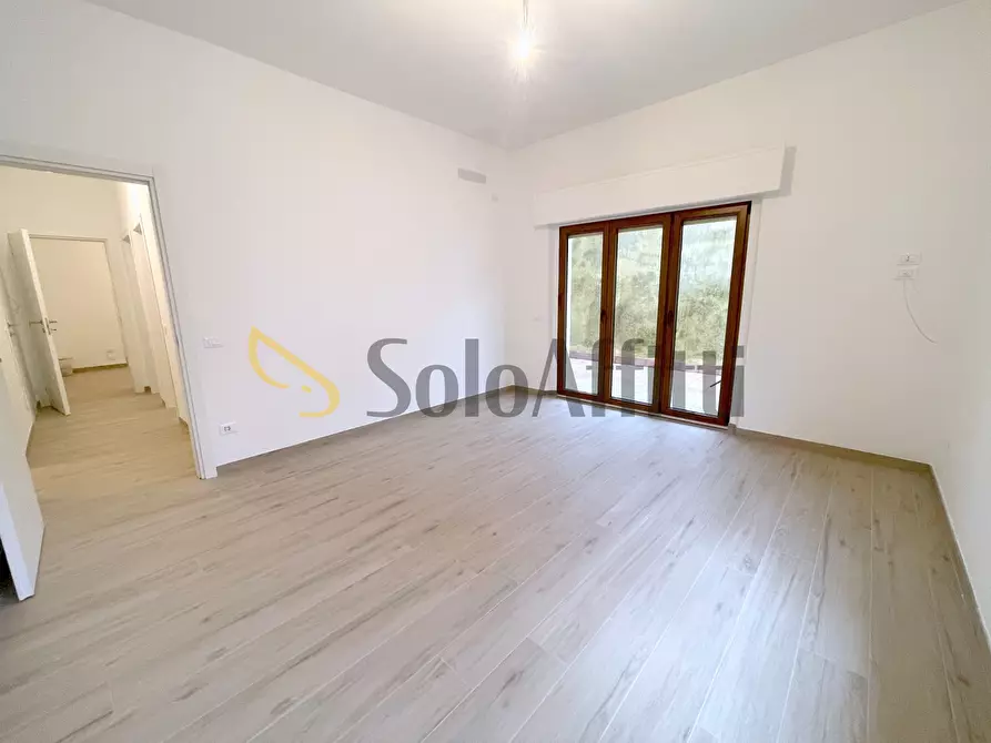 Immagine 3 di Trilocale in affitto  a Osimo