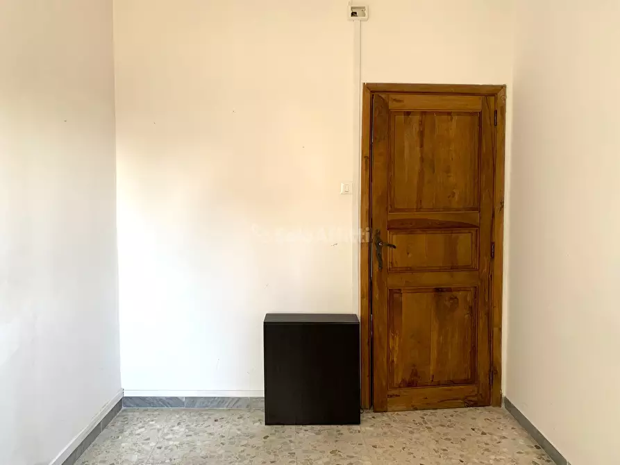 Immagine 3 di Ufficio in affitto  a Catanzaro