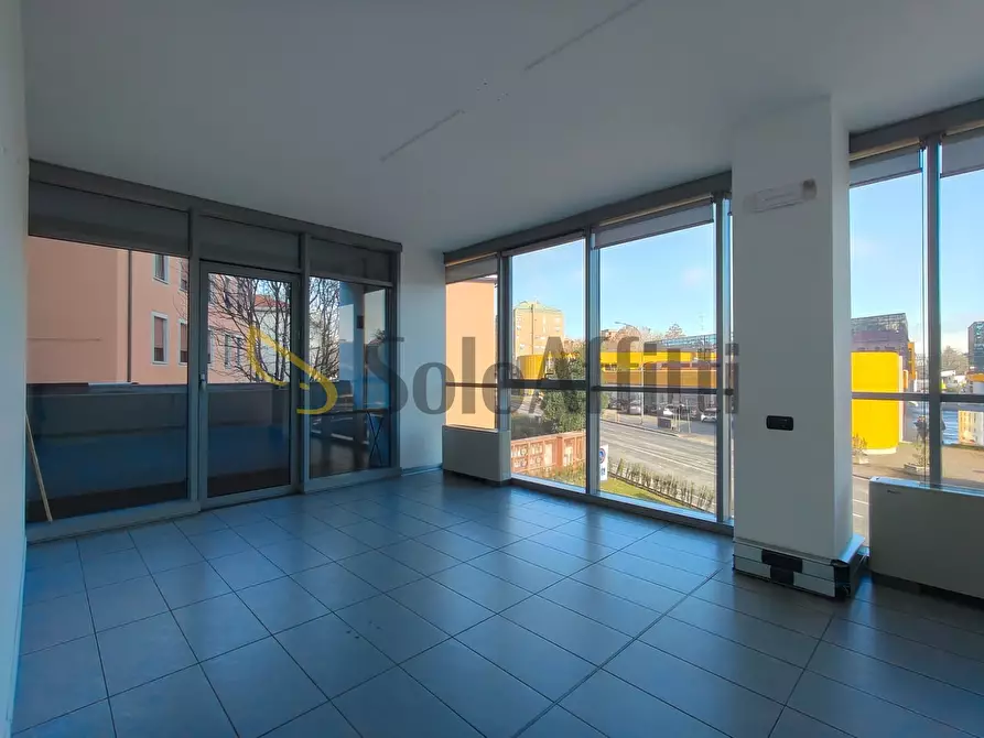 Immagine 18 di Ufficio in affitto  a Gallarate