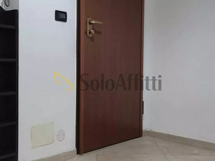 Immagine 30 di Bilocale in affitto  in Largo Bardonecchia 180 a Torino