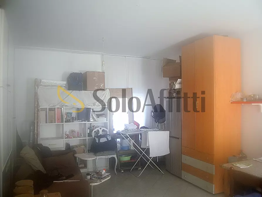 Immagine 8 di Locale commerciale in affitto  in Via Cavour 69 a Settimo Torinese