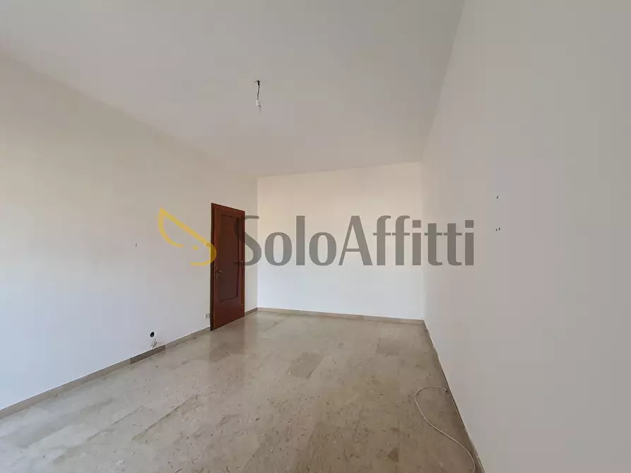 Immagine 11 di Trilocale in affitto  a Catanzaro