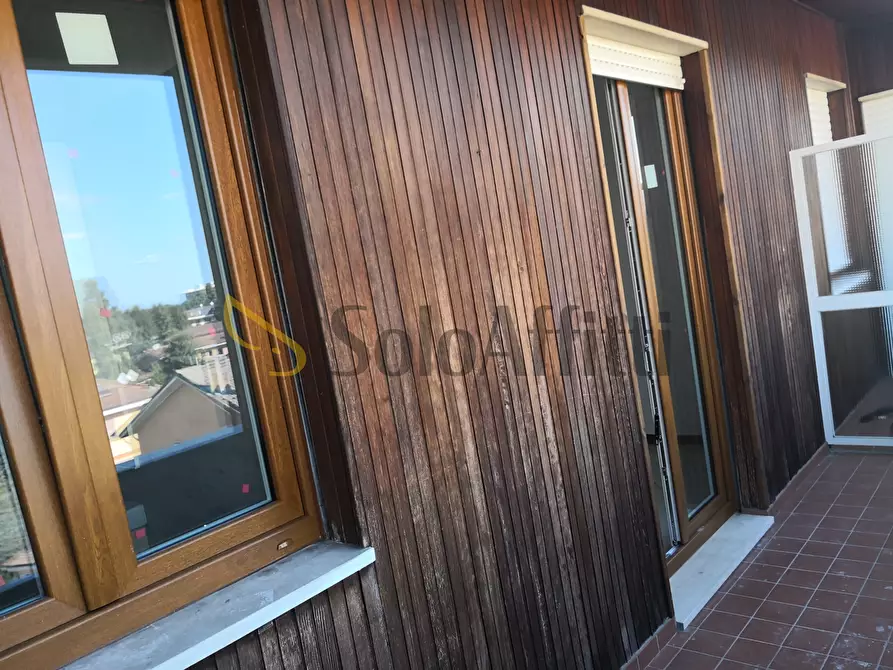 Immagine 24 di Bilocale in affitto  in Via Bainsizza 87 a Caronno Pertusella