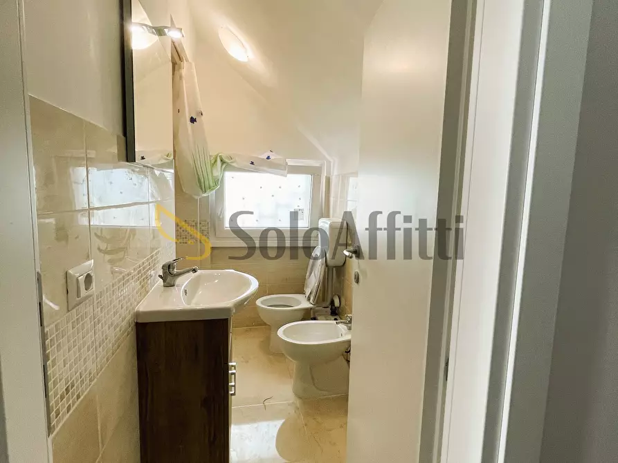 Immagine 28 di Stanza singola in affitto  in via Pian Due Torri 43 a Roma