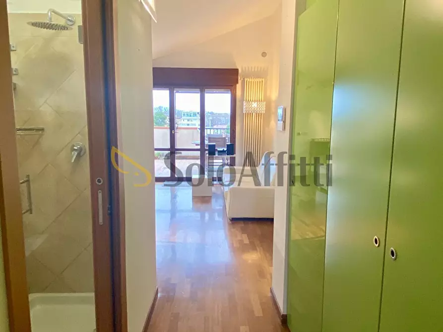 Immagine 12 di Attico in affitto  in Via Sebastiano Vanzi 18 a Rimini