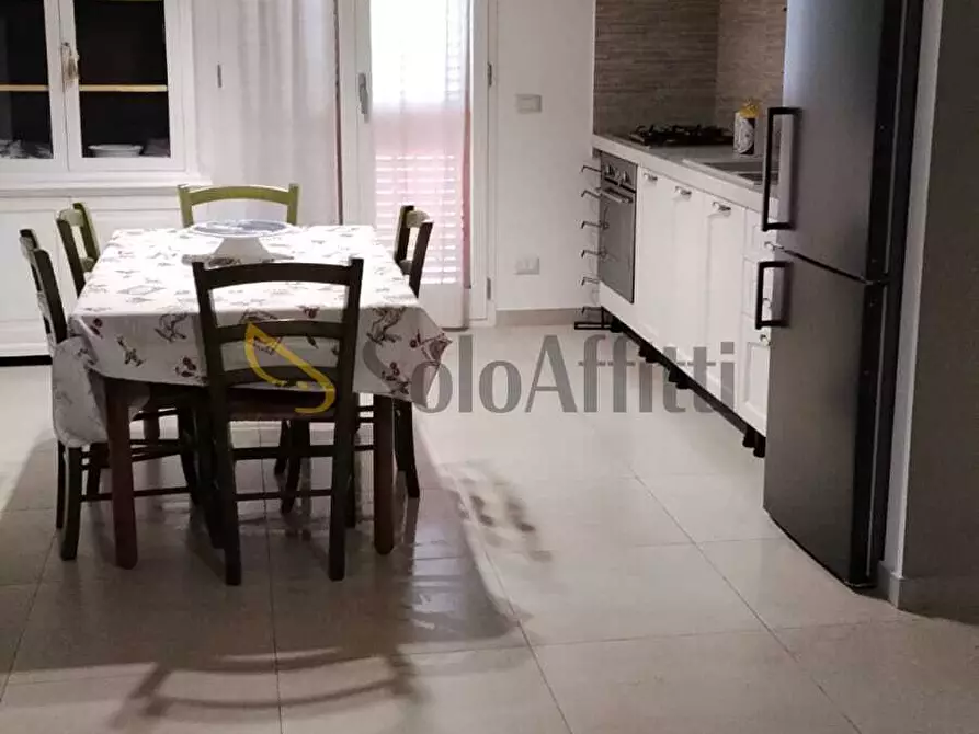 Immagine 5 di Trilocale in affitto  a Mascalucia