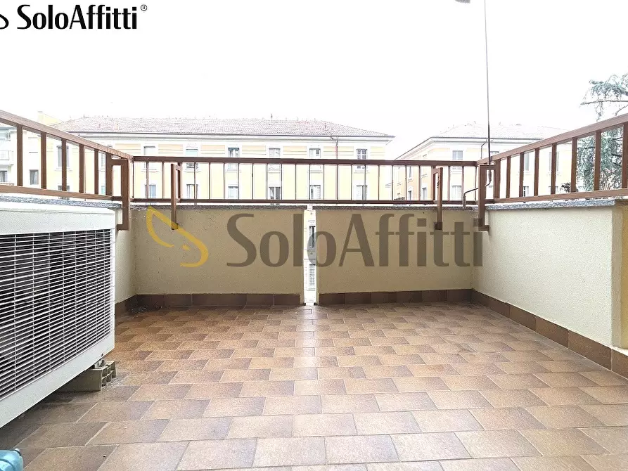 Immagine 2 di Trilocale in affitto  in Via Empoli 5 a Milano