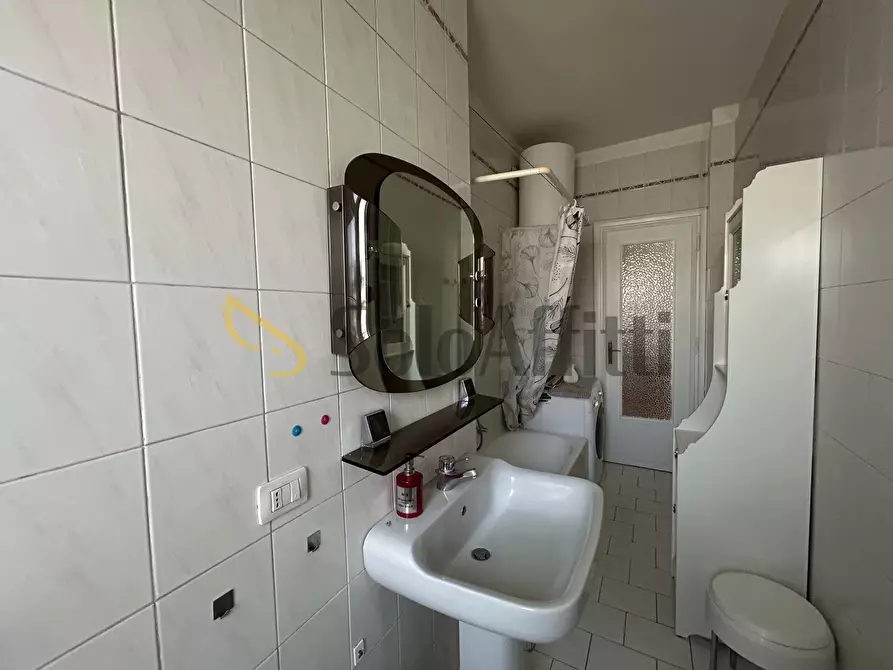 Immagine 14 di Bilocale in affitto  a Torino