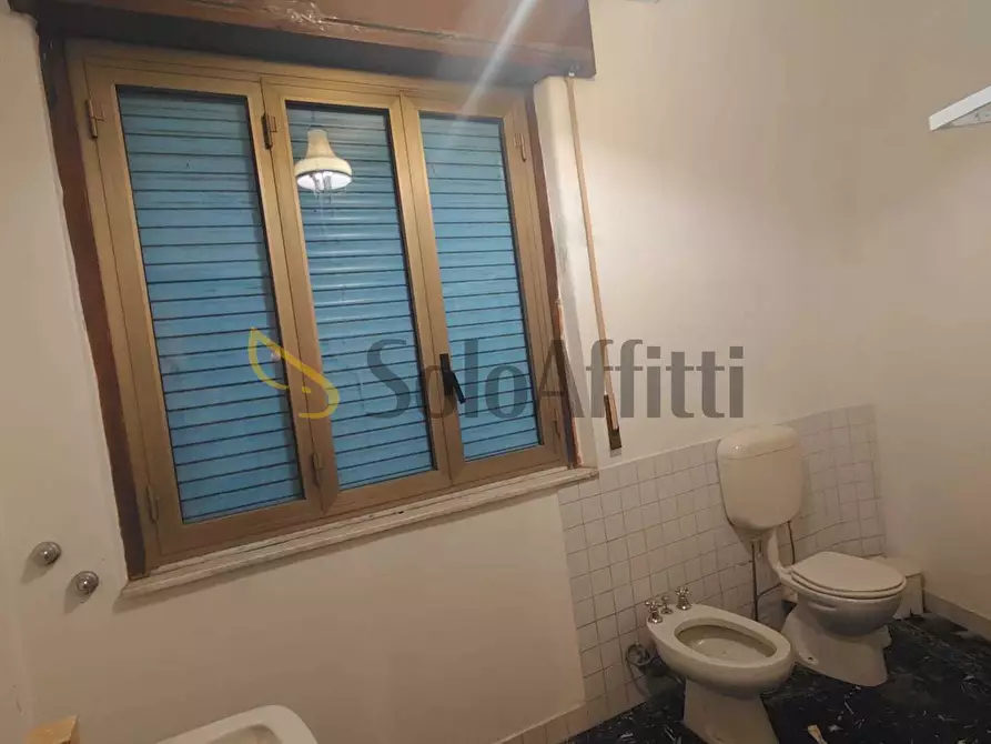 Immagine 7 di Stanza singola in affitto  a Catania