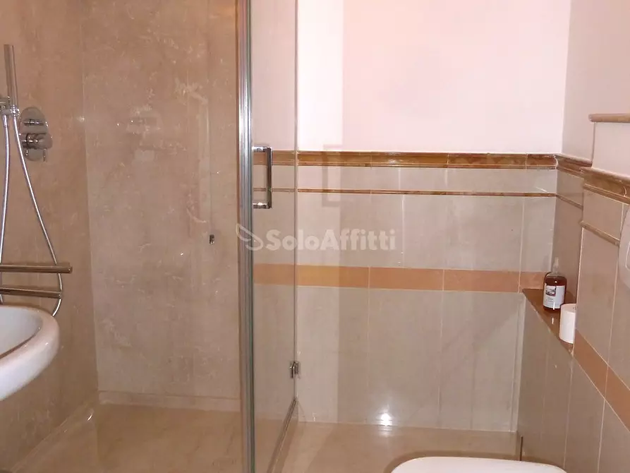 Immagine 12 di Bilocale in affitto  in Corso G. Garibaldi 82 a San Remo