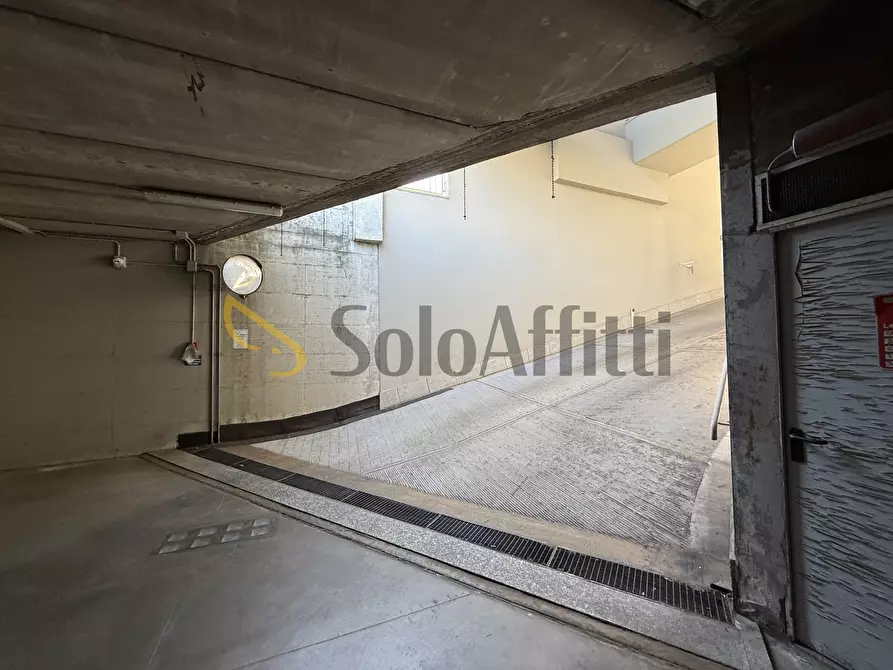Immagine 6 di Garage in affitto  in Via Arbe 20 a Torino