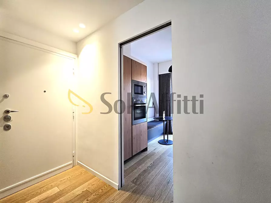 Immagine 6 di Trilocale in affitto  in Via Capo Miseno 6 a Roma