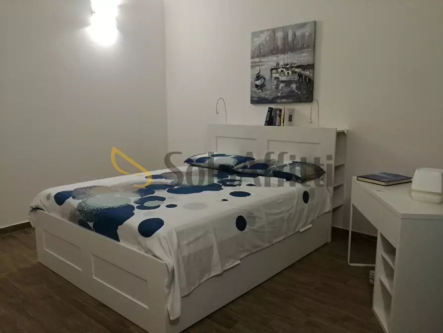 Immagine 16 di Trilocale in affitto  a Catania
