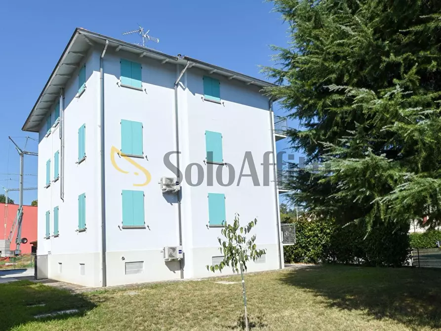 Immagine 6 di Quadrilocale in affitto  in Via Montanara a Vignola