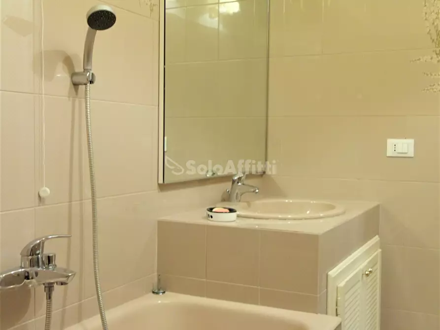 Immagine 22 di Trilocale in affitto  in Corso Guglielmo Marconi 374 a San Remo