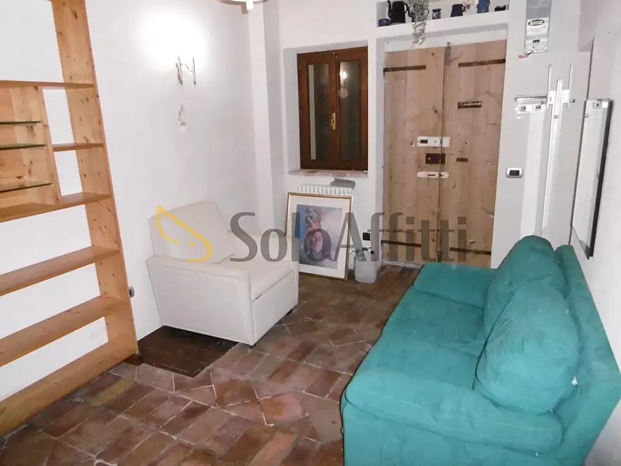 Immagine 7 di Bilocale in affitto  a Osimo