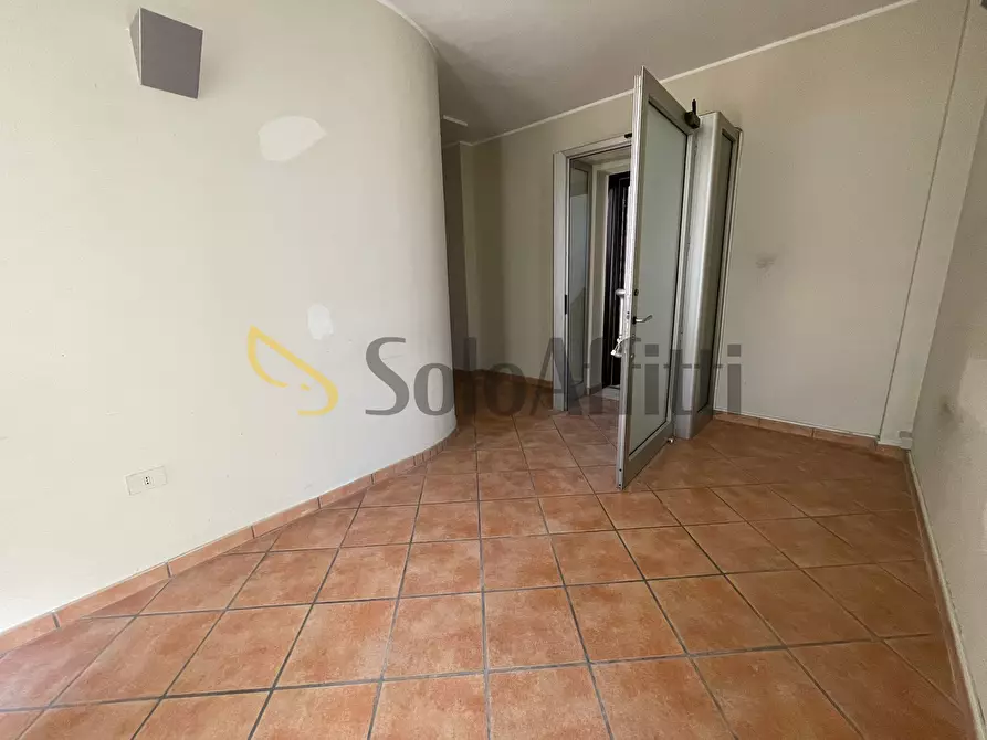 Immagine 7 di Ufficio in affitto  in Via Nazionale Appia 177 a Casapulla