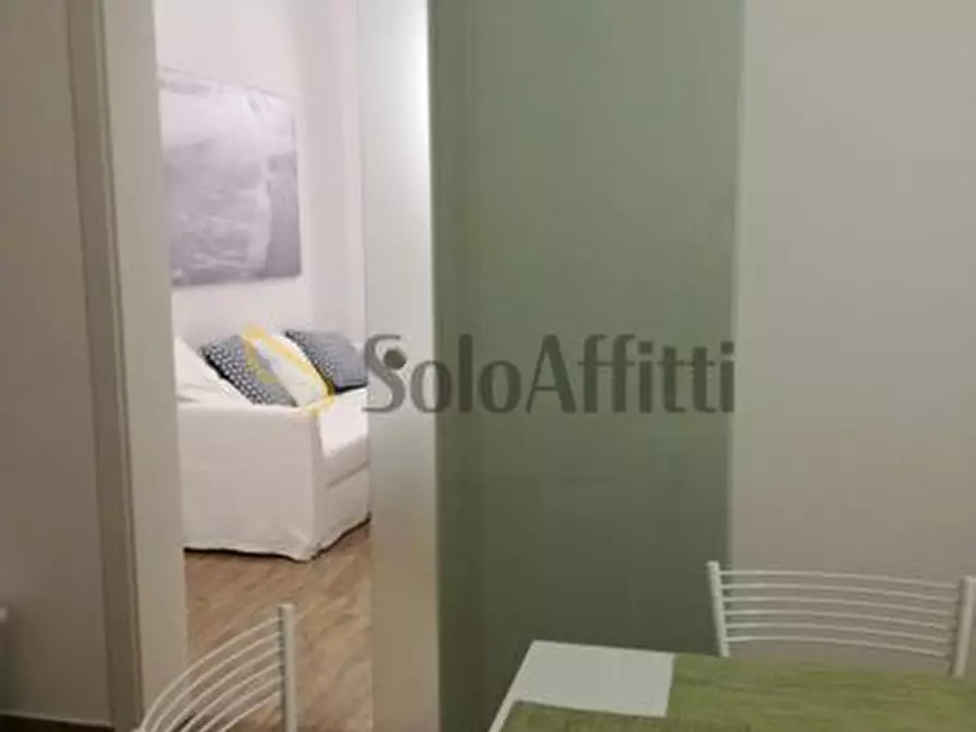 Immagine 5 di Trilocale in affitto  a Catania
