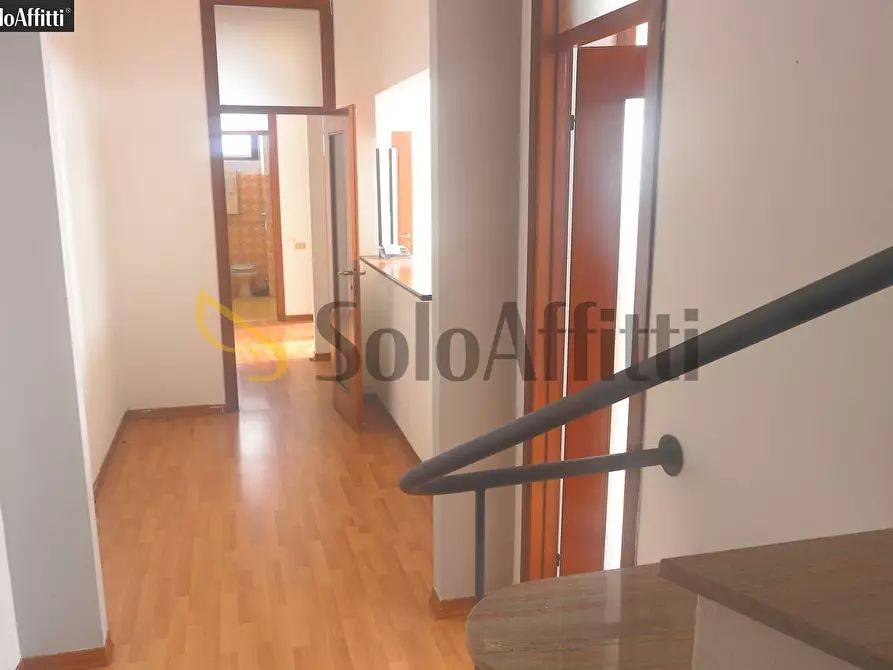 Immagine 9 di Ufficio in affitto  in VIA BORSA 10 a Monza