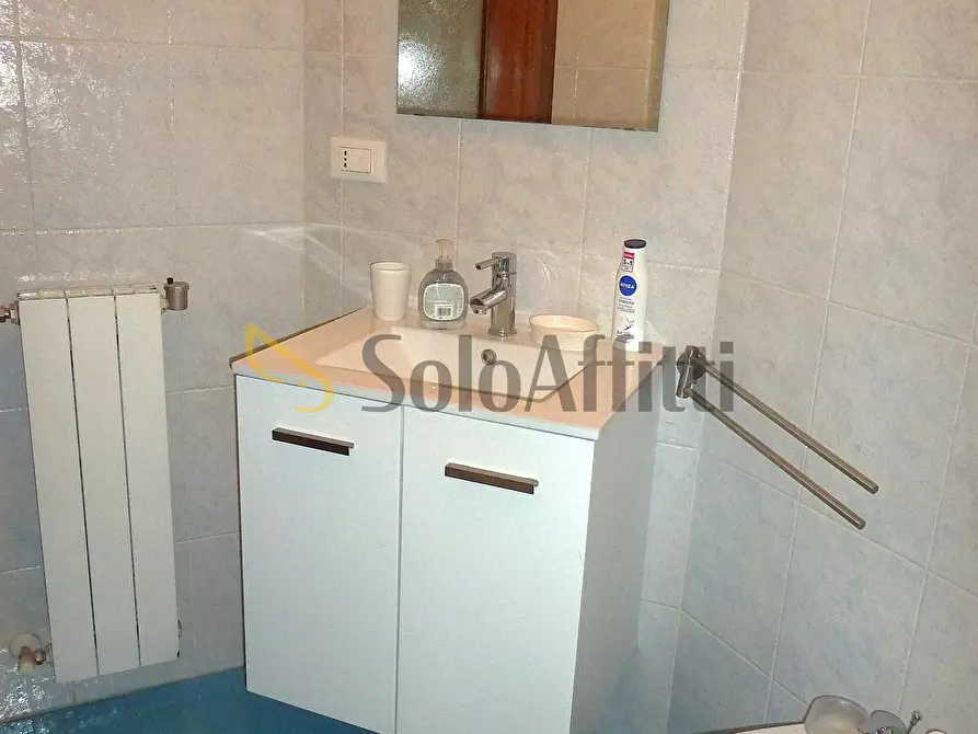 Immagine 18 di Bilocale in affitto  in Via Martiri della Libertà 12 a San Remo