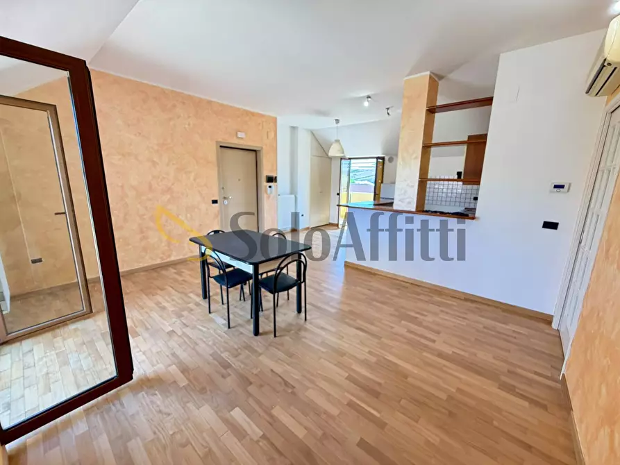 Immagine 4 di Trilocale in affitto  in Via Galileo Galilei 100 a Teramo