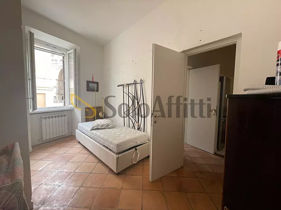 Immagine 23 di Quadrilocale in affitto  in via della Panetteria 45 a Roma