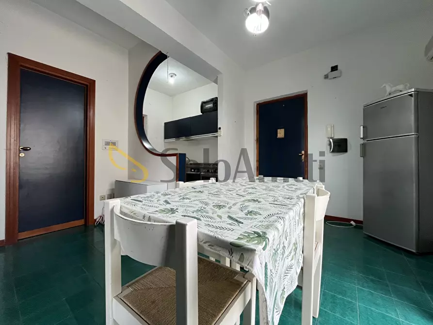 Immagine 6 di Trilocale in affitto  a Montauro