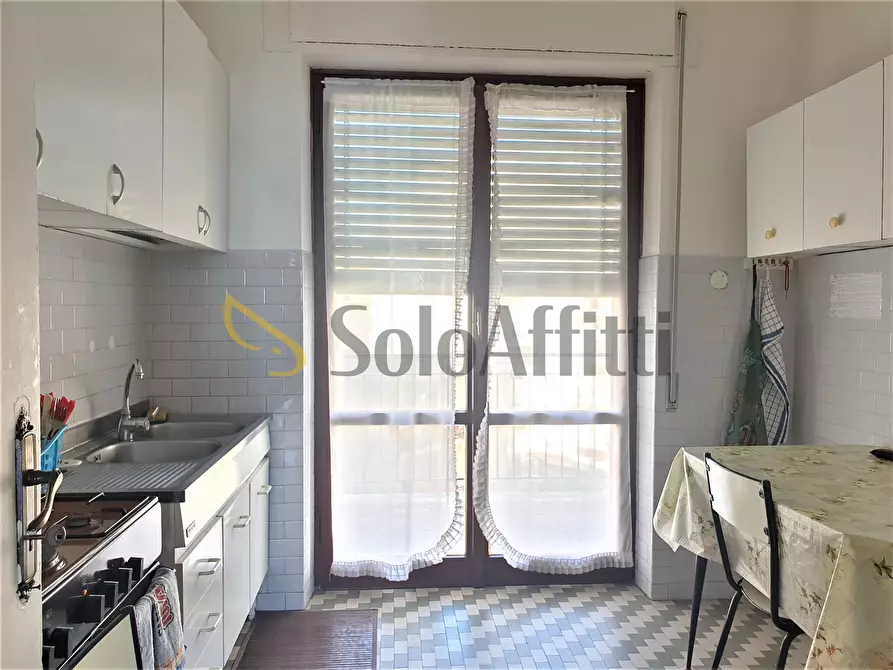 Immagine 5 di Stanza singola in affitto  a Catanzaro