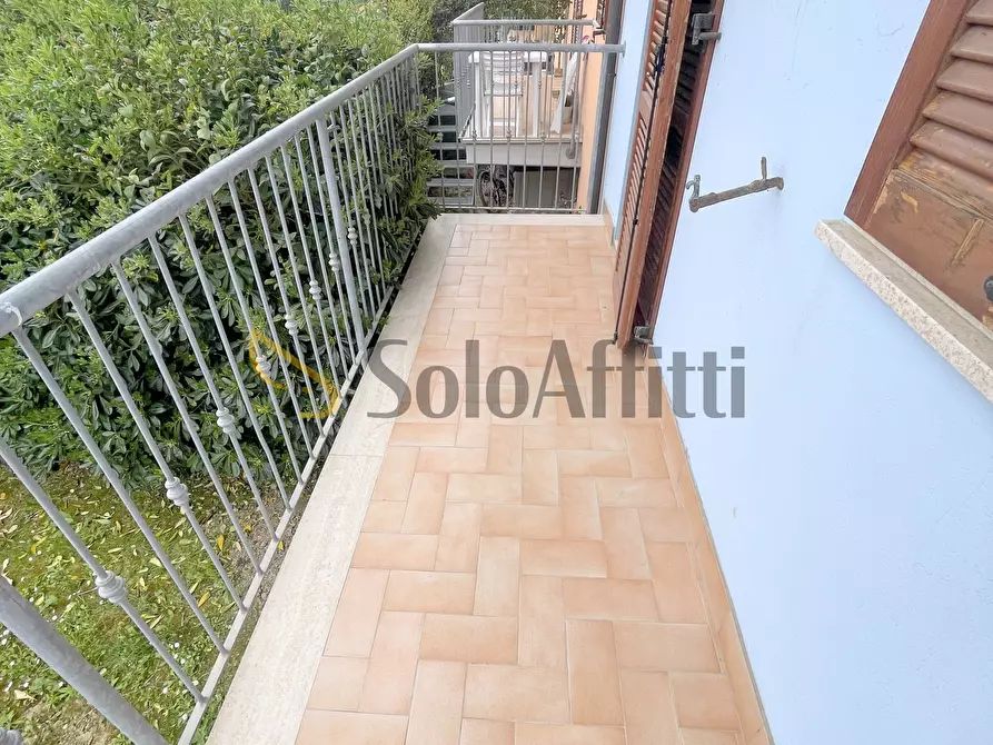 Immagine 5 di Bilocale in affitto  a Osimo