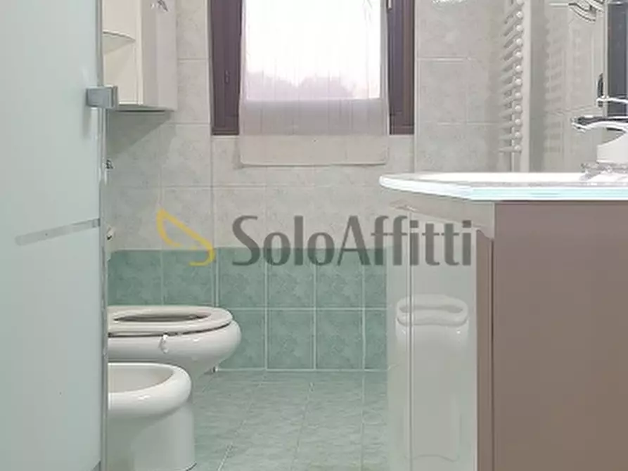 Immagine 6 di Trilocale in affitto  in Via Martiri della Libertà a Lentate Sul Seveso
