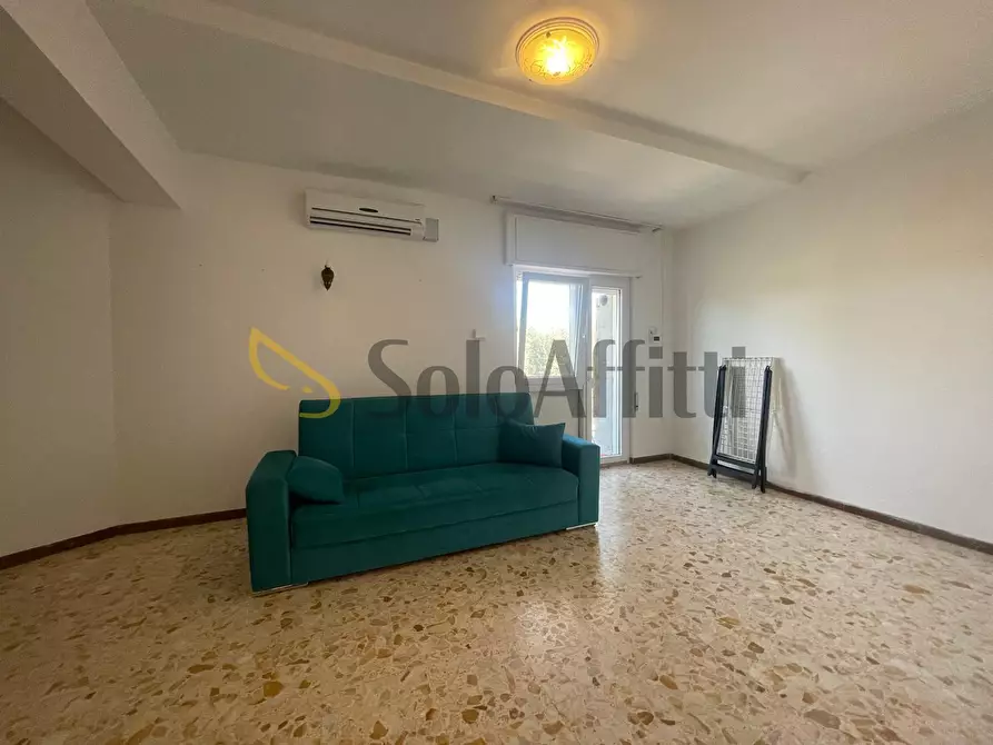 Immagine 3 di Quadrilocale in affitto  in Via Francesco Breschi a Anzio