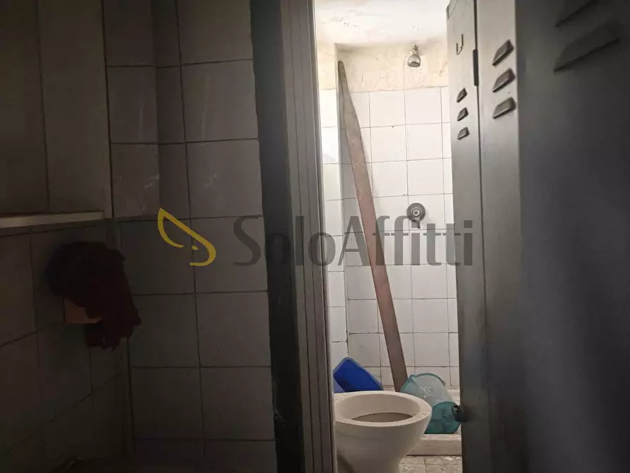 Immagine 5 di Locale commerciale in affitto  in Via Vittorio Emanuele Orlando 95 a Catania