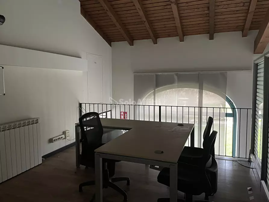 Immagine 24 di Locale commerciale in affitto  in Piazza Baracca 18 a Buscate