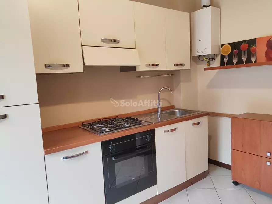 Immagine 6 di Bilocale in affitto  in VIA CARLO POMA 2 a Cinisello Balsamo