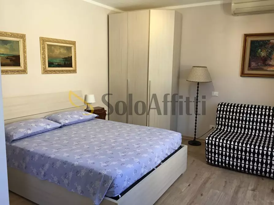 Immagine 10 di Monolocale in affitto  a Livorno