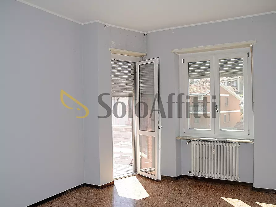 Immagine 2 di Trilocale in affitto  in Via Chiomo 25 a Settimo Torinese