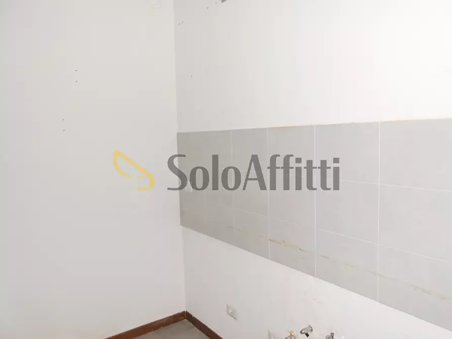 Immagine 13 di Trilocale in affitto  in Via Madonna 40A a San Martino Siccomario