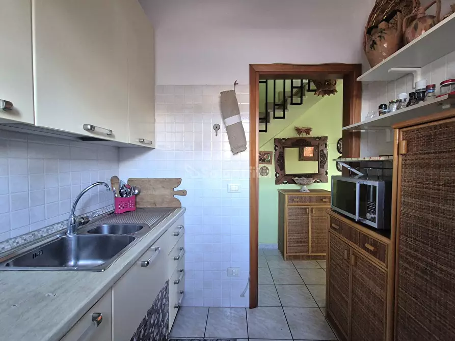 Immagine 18 di Villa in affitto  a Borgia