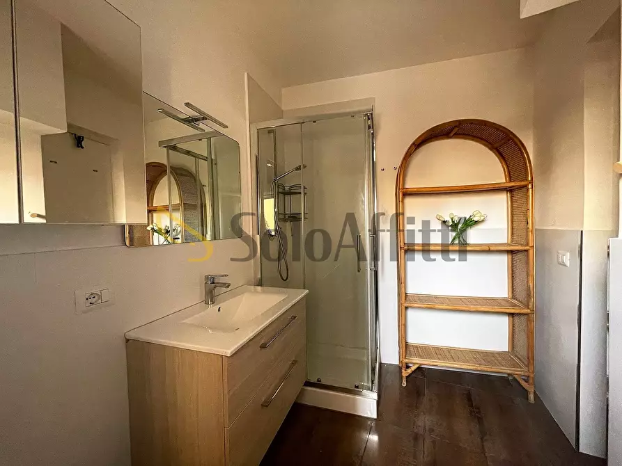 Immagine 33 di Quadrilocale in affitto  in via della Panetteria 45 a Roma