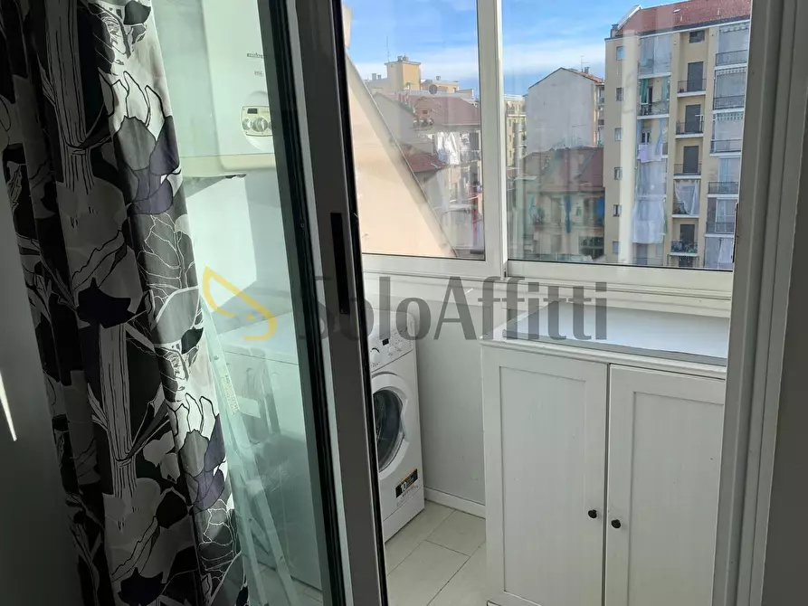 Immagine 13 di Bilocale in affitto  in Via Crescentino 30 a Torino