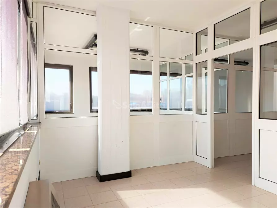 Immagine 5 di Ufficio in affitto  in Via Ivo Oliveti a Fiumicino