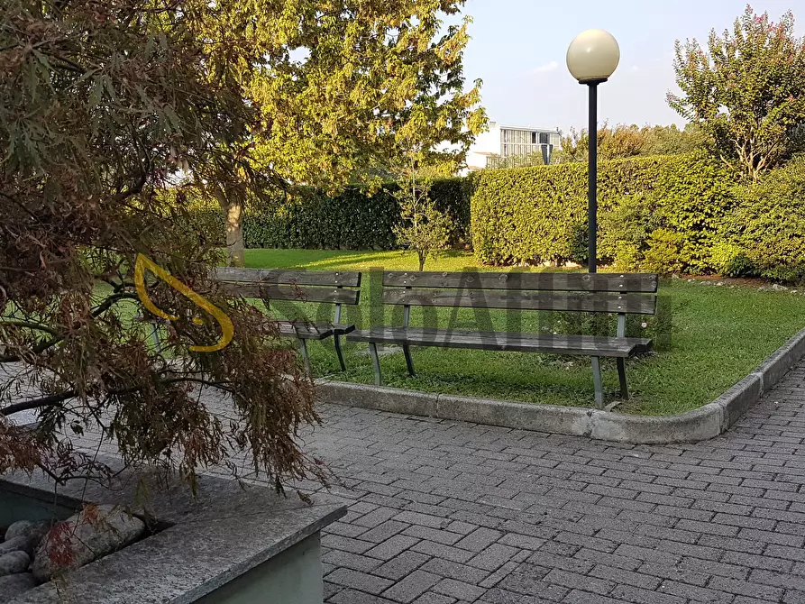 Immagine 15 di Trilocale in affitto  in via galvani 2 a Solaro