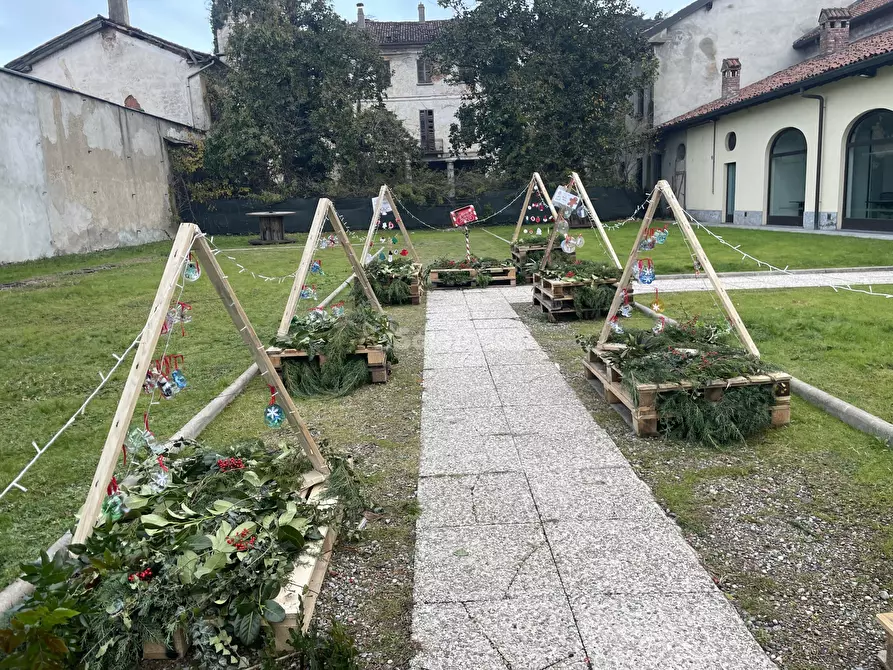 Immagine 8 di Locale commerciale in affitto  in Piazza Baracca 18 a Buscate