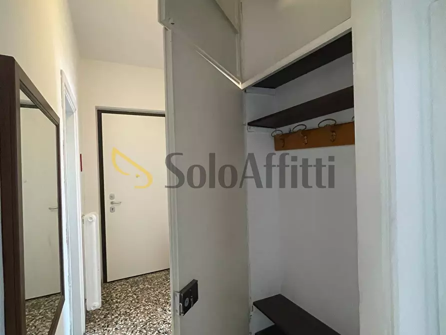 Immagine 27 di Quadrilocale in affitto  in Corso Ferrara a Torino