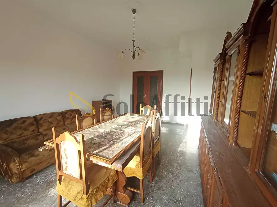 Immagine 14 di Quadrilocale in affitto  in Via Melpomene 44 a Roma