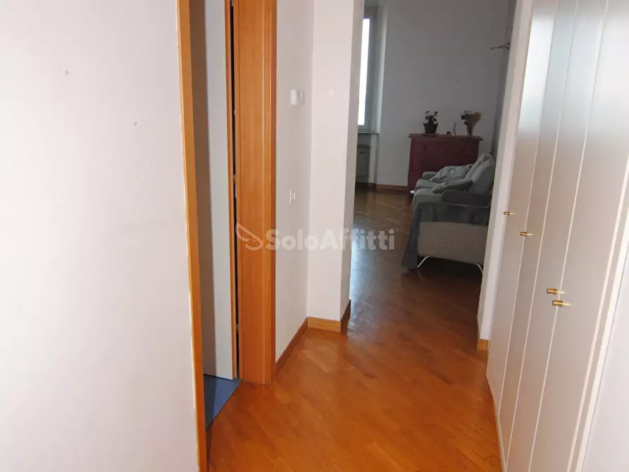 Immagine 6 di Trilocale in affitto  a Livorno