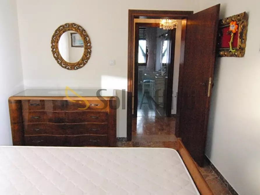 Immagine 14 di Appartamento in affitto  a Livorno