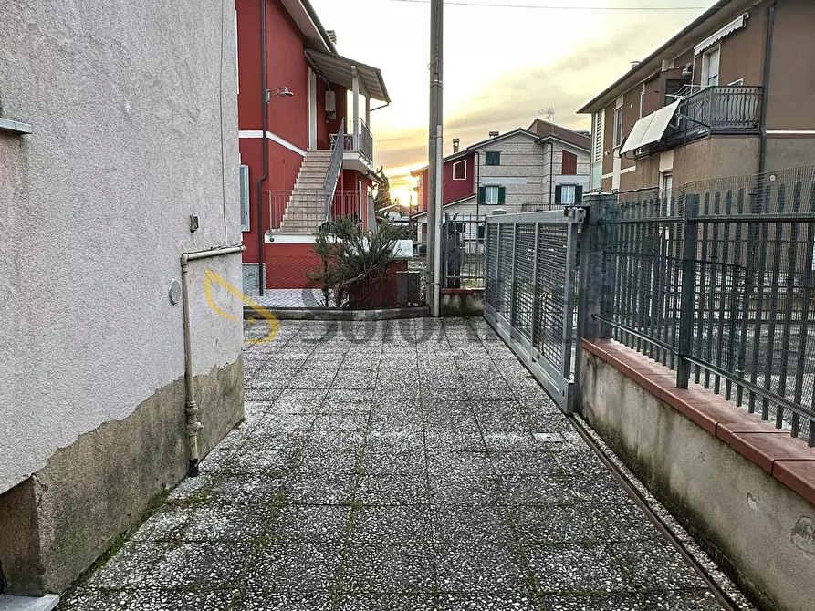 Immagine 15 di Bilocale in affitto  in Via del Cardellino a Terni